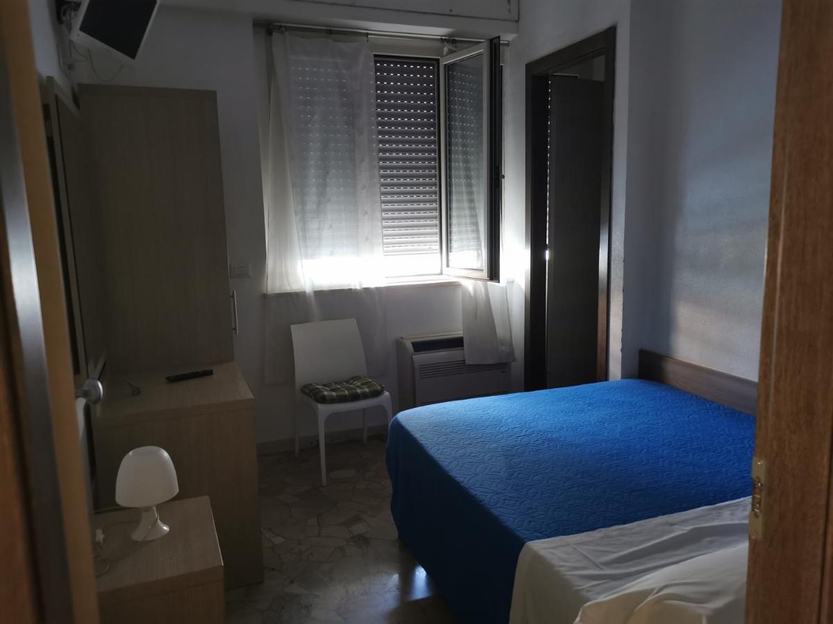 Hotel Bissi Milánó Szoba fotó