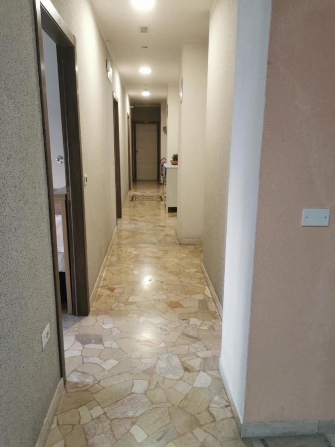 Hotel Bissi Milánó Kültér fotó