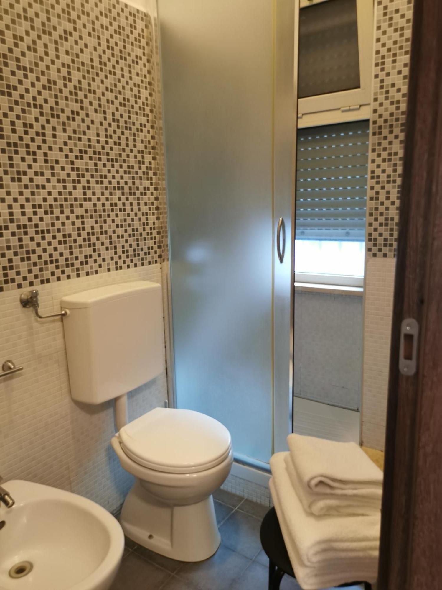 Hotel Bissi Milánó Szoba fotó