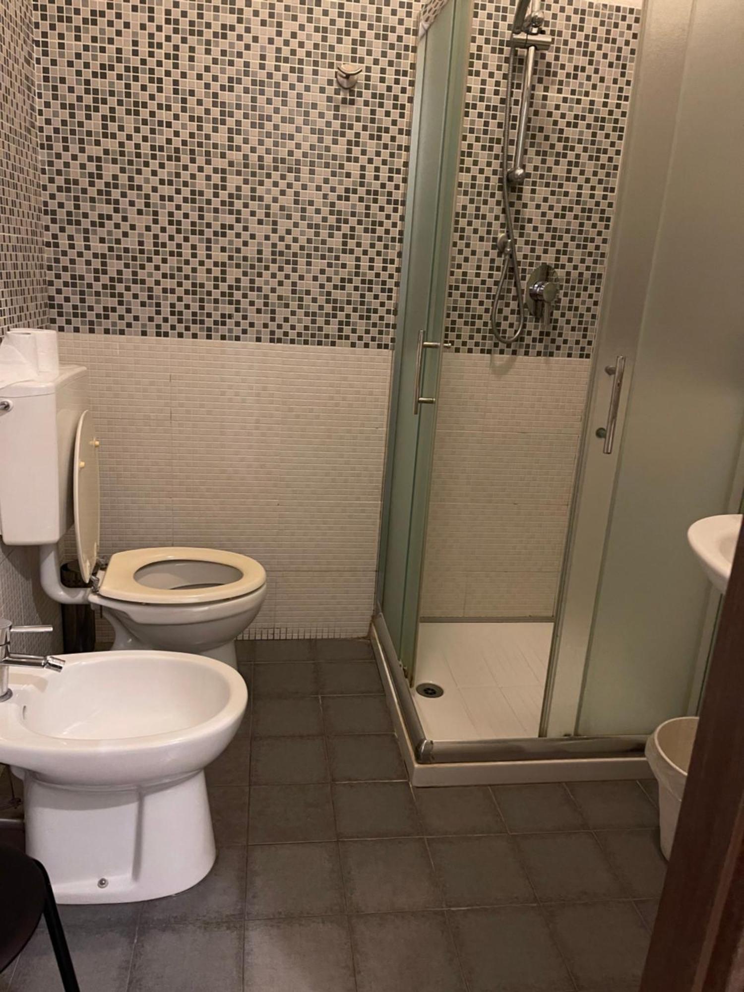Hotel Bissi Milánó Kültér fotó