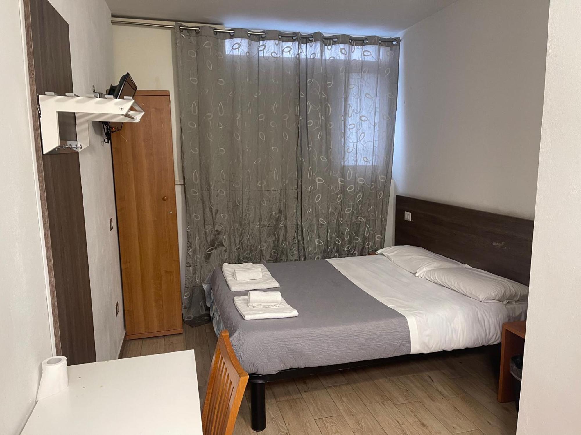 Hotel Bissi Milánó Kültér fotó